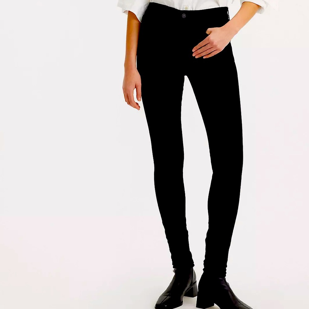 NWT LEVIS 720 HIGH RISE SUPER SKINNY WOMEN'S JEANS— Size 30 (10)